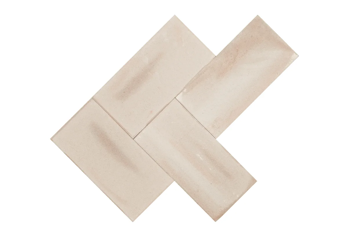 Floer Terracotta Beige Tegel – Visgraat Machinaal